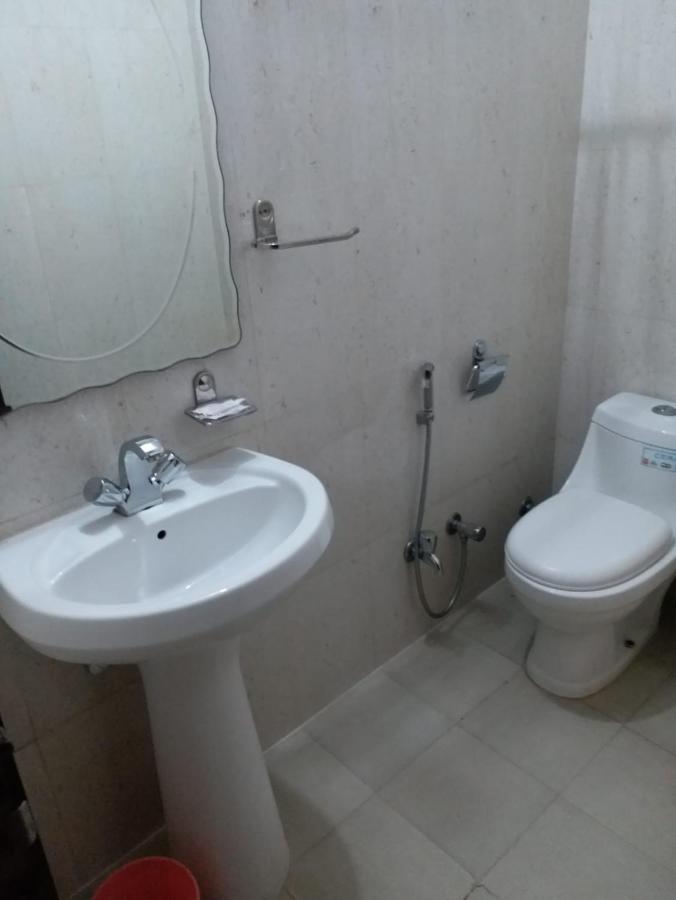 Hotel Abhinandan Inn Jaipur Buitenkant foto