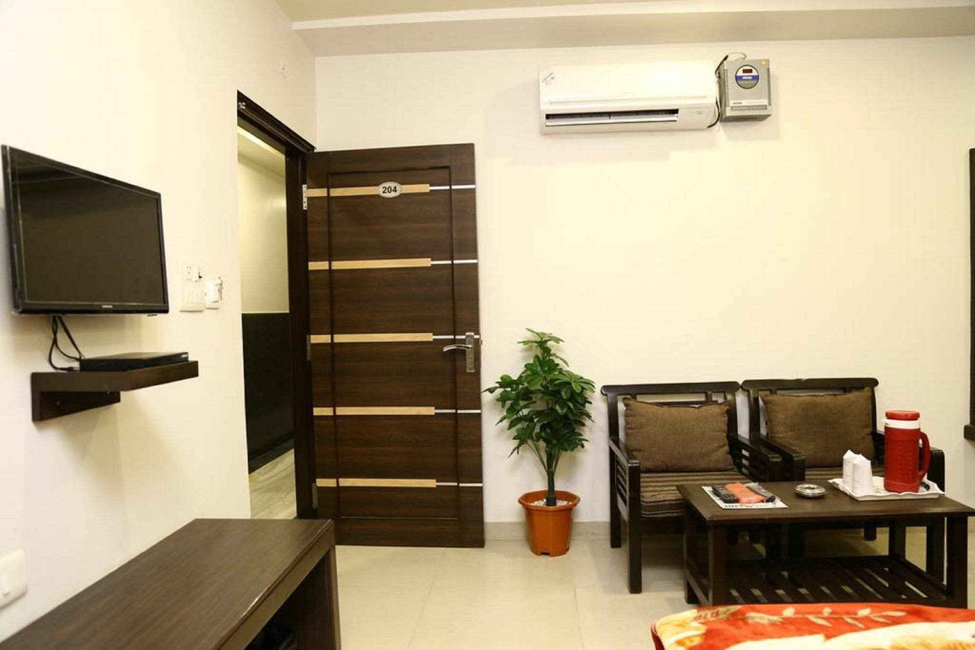 Hotel Abhinandan Inn Jaipur Buitenkant foto
